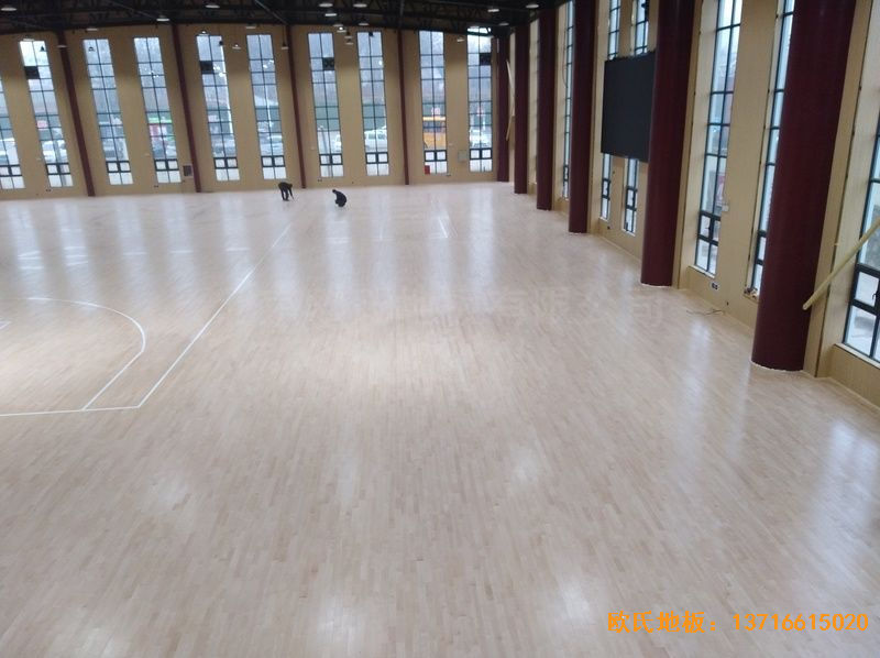河南新密市體育發展中心體育地板鋪設案例