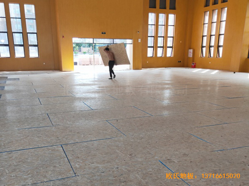 廣東珠海白藤東小學籃球館體育地板鋪設案例2