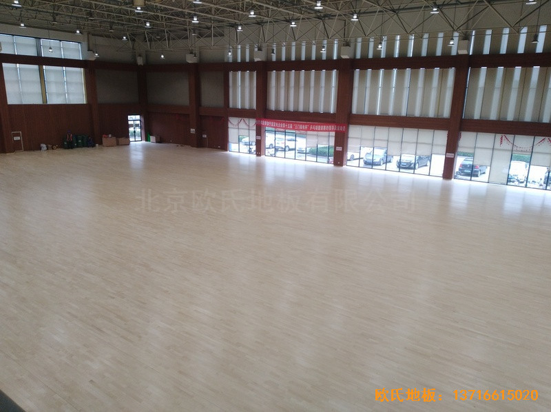 浙江三門核電站體育館體育地板施工案例4