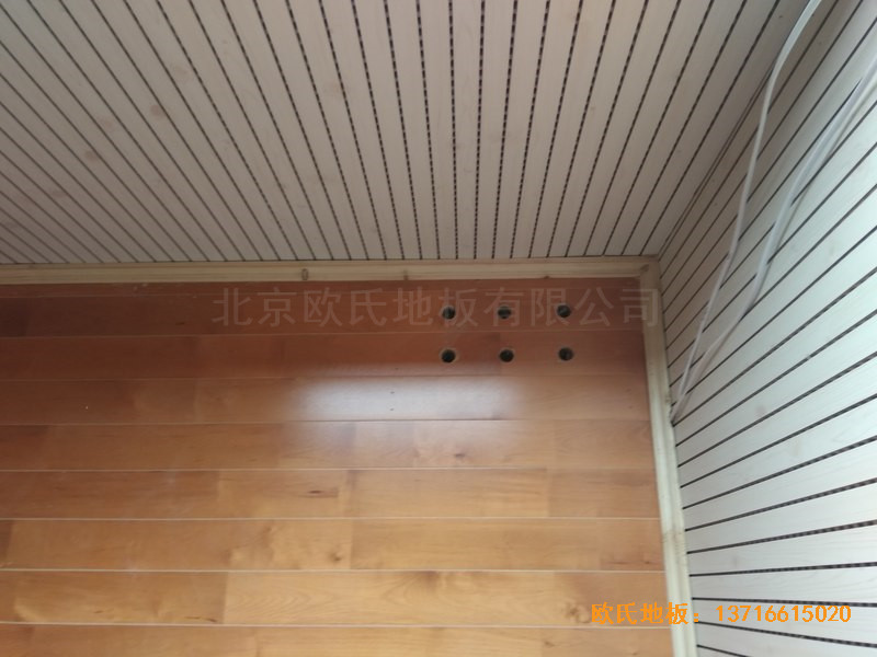 湖南岳麓南雅湘江中學(xué)籃球館體育地板施工案例2
