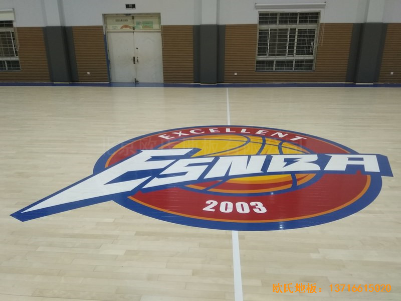 鄭州恩比籃球幻俱樂部運動木地板施工案例3