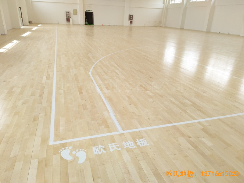 南京浦口黨�；@球館運動地板施工案例3