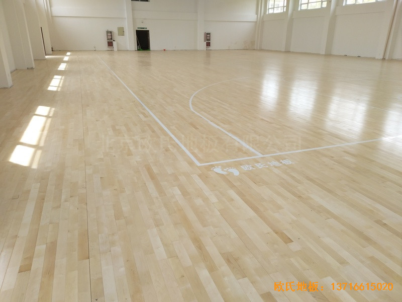 南京浦口黨�；@球館運動地板施工案例4